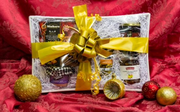 Festive food hamper